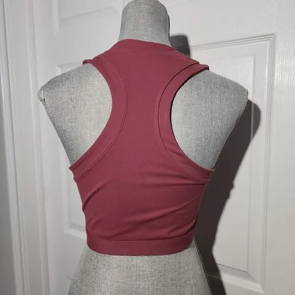 SET ACTIVE tank/bra - Picture 3 of 4